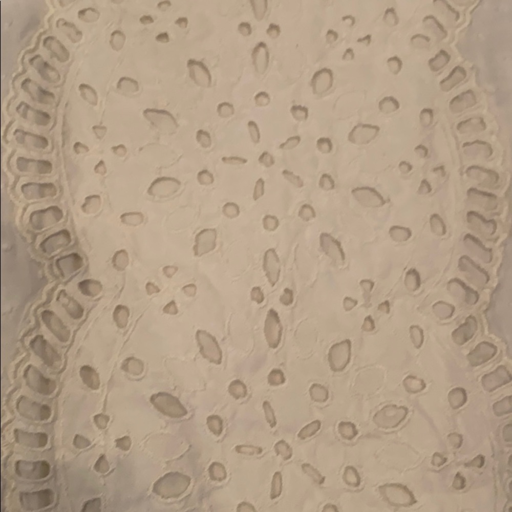 Linen Blouse - Picture 2 of 3